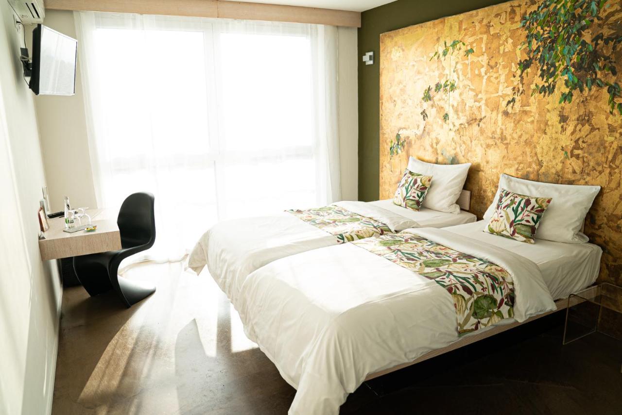 Hotel Schlafstadt Eimeldingen ภายนอก รูปภาพ